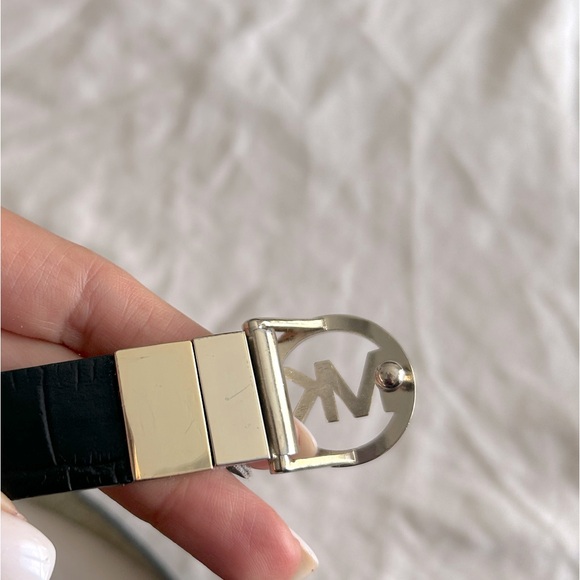 Women’s Michael Kors reversible belt - Picture 8 of 9